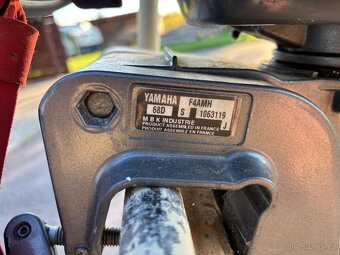 Motor Yamaha 4 HP, integrovaná nádrž, 4 takt - 9