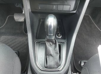 Volkswagen Caddy 2.0 TDI DSG Comfortline - 9