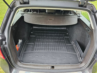 VW Passat Variant B7 103KW/140HP Higline + zimní pneu - 9