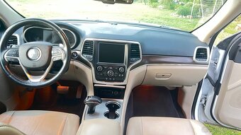Prodám Jeep Grand Cherokee 3.0 V6 DI. r.v.2015 - 9
