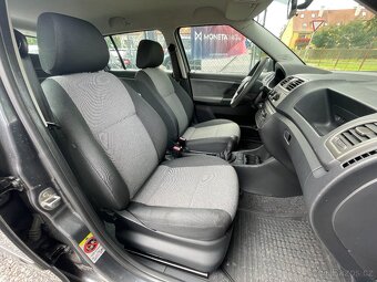 Škoda Fabia 1.2 i Klima, 8xPneu, ESP - 9