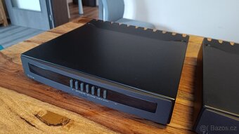 Quad Elite, Hi-End amp, preamp, cd, tuner - 9