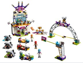 Lego Friends Velký závod 41352 - 9