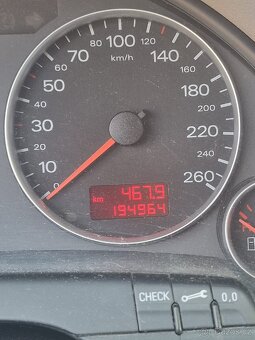 Audi A4 1.6 benzin 2006 - 9