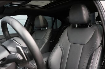 BMW 330i M // CarPlay // 2024 // 9xxx km - 9