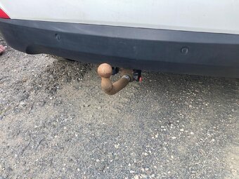 hyundai ix35 2.0crdi náhradní díly 100kw - 9