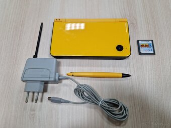 NINTENDTO DSi XL v top stavu ,nová baterie plno her - 9