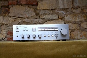 YAMAHA A 520 - 9