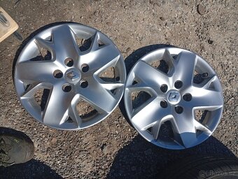 RENAULT SCENIC RV 2010 ORIG. KOLA S POKLICEMI A PNEU 205/60R - 9