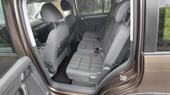 VW CrossTouran 2,0tdi - 9