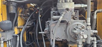 Oprava CAT KOMATSU - 9
