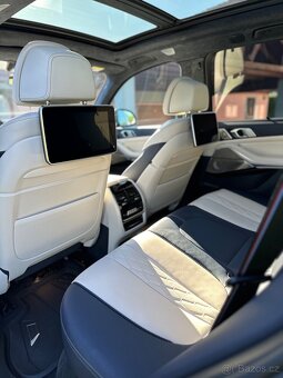 BMW X5 45e xDrive/2021/1.MAJITEL/ZÁRUKA/ - 9