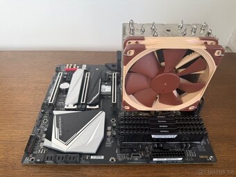 Gigabyte Z390 - i9-9900K - 32GB RAM - Noctua - Hackintosh - 9