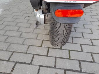 Piaggio Beverly 300 - 9