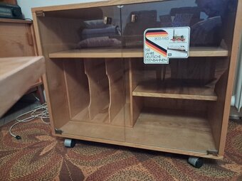 sestava obyvákového nábytku - 9