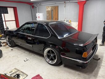 BMW e24 635csi manuál 1985 m technic / packet - 9