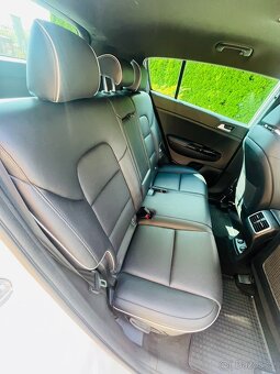 Kia-Sportage, 1.6 GT LINE-4x4 Max.výbava - 9