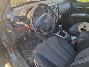 Hyundai Santa FE - 9
