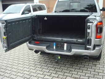 Dodge RAM 3.0 diesel 194kw 2023 23tkm Laramie DPH - 9