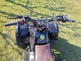 Dětská čtyřkolka 125ccm - 9