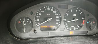 BMW 320i E36 Cabrio - 9