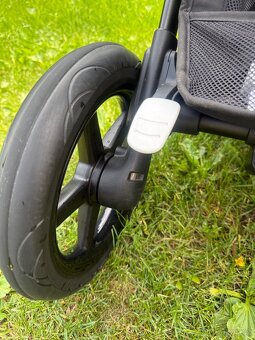 Bugaboo Fox 3 s autosedačkou - 9