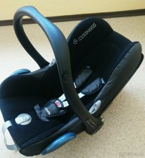 Autosedačka Maxi cosi cabriofix black reflection vajíčko - 9
