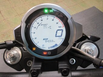 CFMOTO 700CL-X Heritage (černá) - 9
