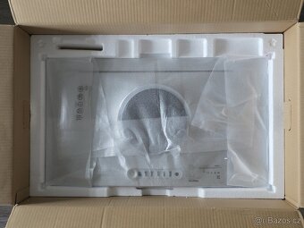32 Samsung Odyssey OLED G8 - 9