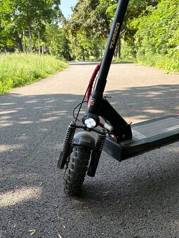 Elektrická koloběžka Kugoo Kirin M4 Pro - 9