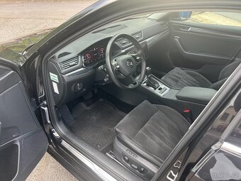 Škoda Superb 2.0TDI 110 kW DSG Style Plus - 9