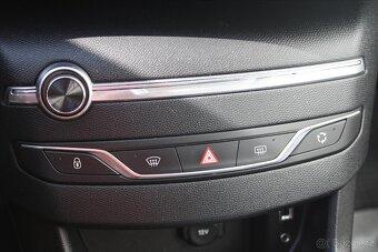 Peugeot 308 1.6 HDI 73kW SERVISNÍ KNIHA ČR (2017) - 9