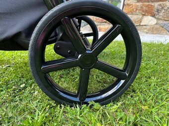 Kočárek Carrello Bravo SL - 9