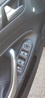 Ford Mondeo 2.0 TDCI,120KW,kombi - r.v. 12/2012, - 9