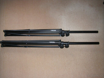 Reprobedny + kabely + stojany - 9