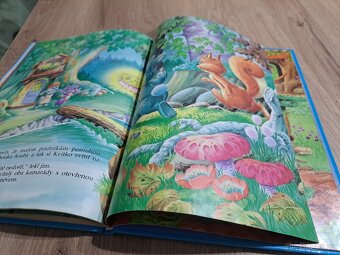 Modrý zajíček,  Carlos Busquets - 9