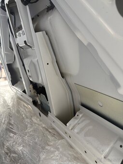 Vw T5 Dveře zadní Originál Vw Bez koroze - 9
