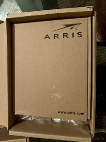 Modem/Router UPC, Arris - 9