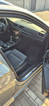 SUPERB III 2,0 TDI L&K panorama manual 110 KW - 9