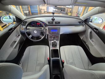 Volkswagen Passat B6 1.6 Fsi první majitel - 9