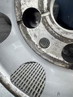 Sada originálních alu kol Audi R18 - 9
