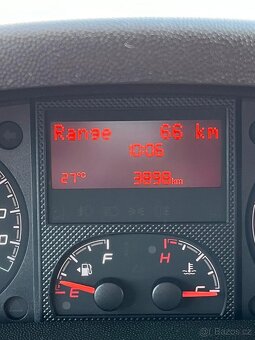 PEUGEOT SONIC 5 na prepravu zvierat - 9