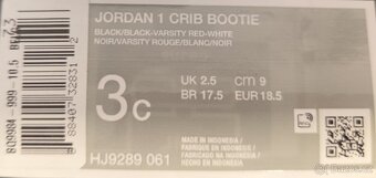 "Nové" mimi Nike Jordan 1 Crib bootie - 9