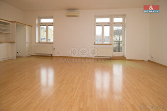 Pronájem bytu 2+kk, 67 m², Opava, ul. Popská - 9