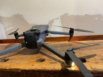 DJI Mavic 3 Fly More Combo (EU) - 4 letové hodiny - 9
