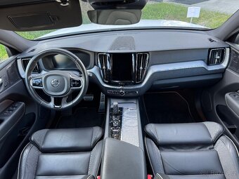 Volvo XC60 2.0B4 R-Design 4x4 ČR - 9
