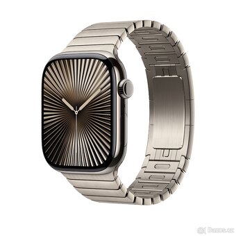 Apple Watch 11, 46 mm Natural Titanium Milanese - 9