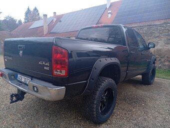 Dodge RAM 1500 4x4 - 9