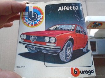 Stará Hračka Burrago Alfa - 9