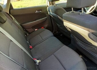 Volný ihned UBER , Bolt ECONOMY - Hyundai i 30 1,4 LPG - 9